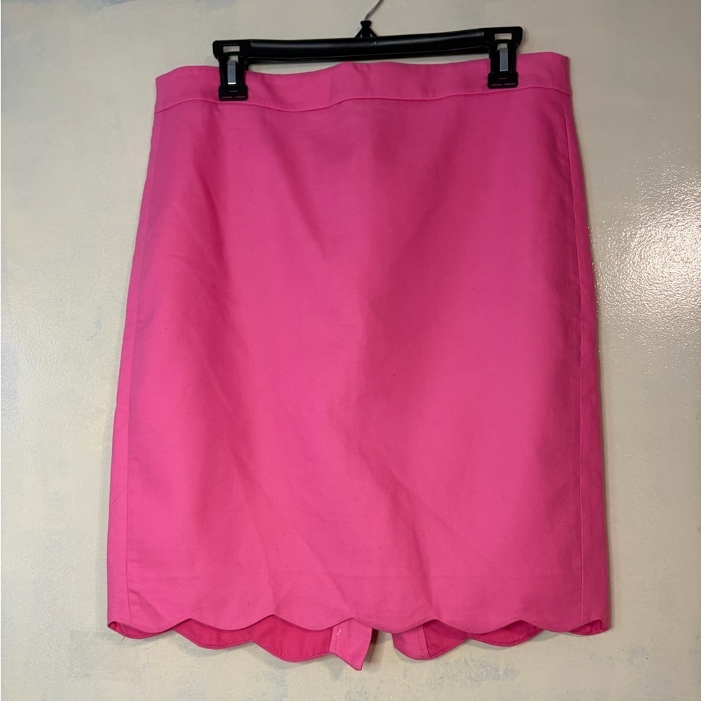New with tags JCrew women’s pink pencil skirt scalloped edge sz8 barbiecore
